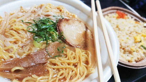 ラーメンやチャーハンの写真